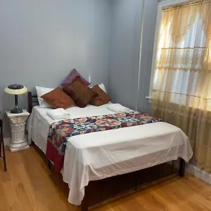 A Lovely In Queens New York