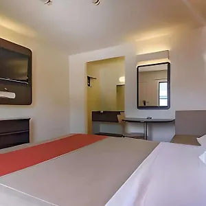 https://motel-6-las-vegas-i-15.las-vegashotels.net